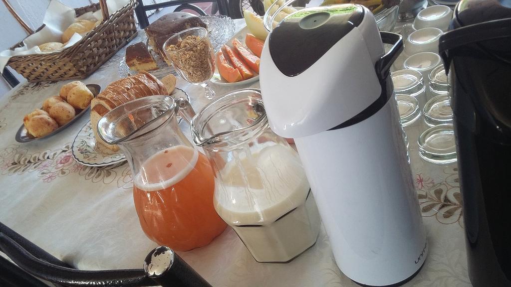 Aconchego Lar Cama E Cafe Bed & Breakfast Фос ду Игуасу Екстериор снимка