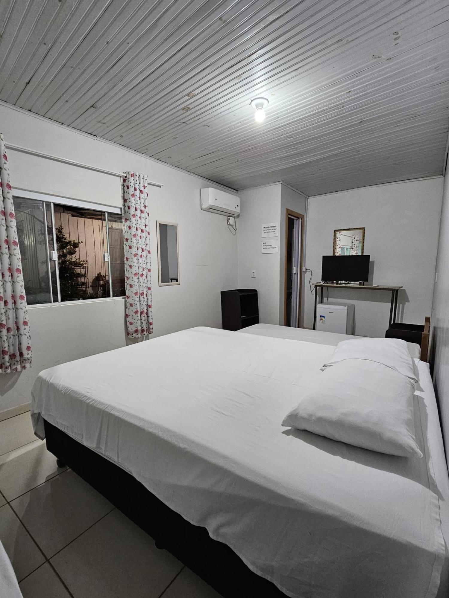 Aconchego Lar Cama E Cafe Bed & Breakfast Фос ду Игуасу Екстериор снимка
